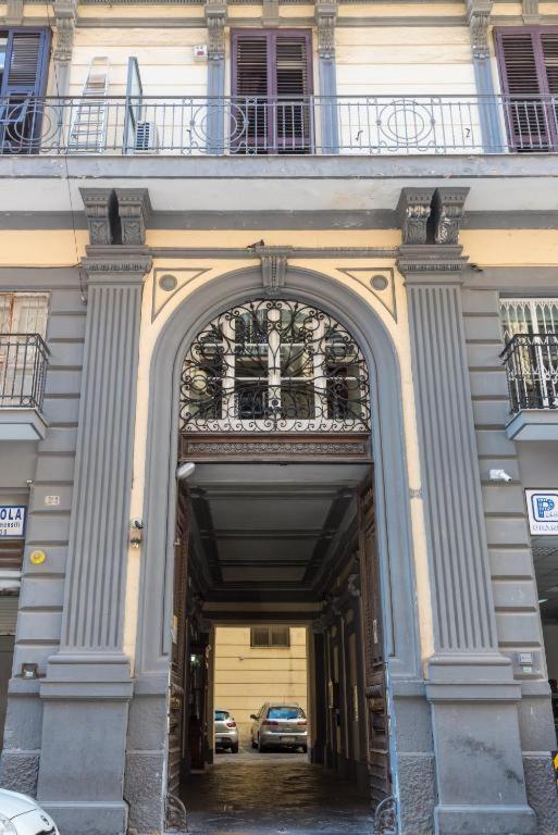 Cuorenapoletano Apartment Наполи Екстериор снимка